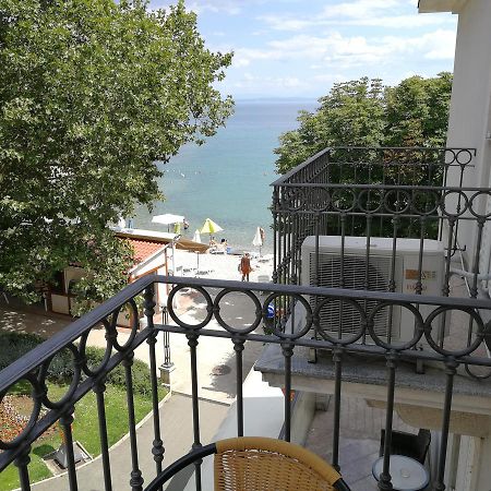 Apartments Zlatko Delic Ika Ngoại thất bức ảnh