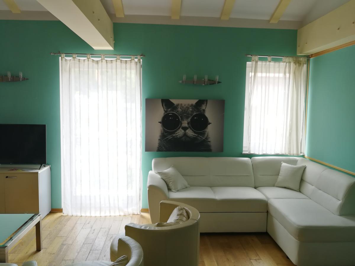 Apartments Zlatko Delic Ika Ngoại thất bức ảnh