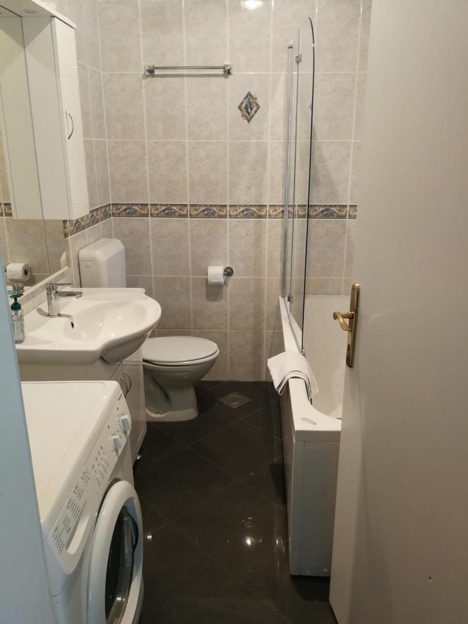 Apartments Zlatko Delic Ika Ngoại thất bức ảnh